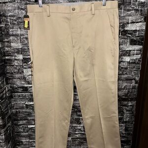 Dockers Men's Khaki Chinos NTW